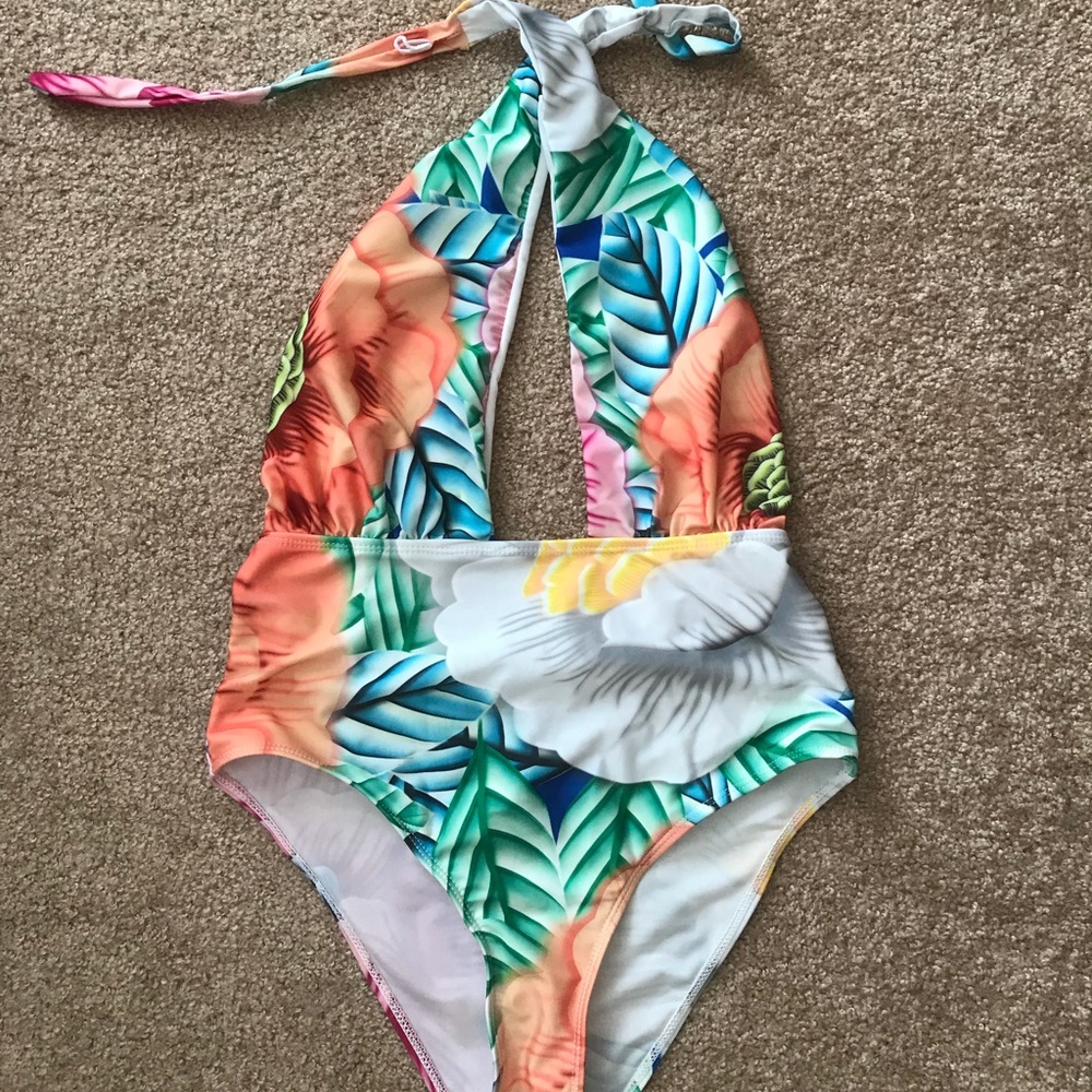 One piece bathing suit